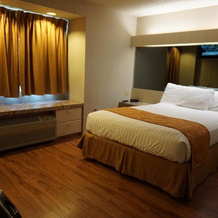 CenterWay Hotel Buffalo North Near University, 托纳旺达 — 照片 4