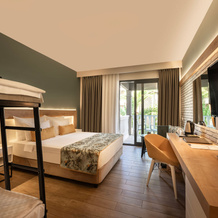 Sailor's Beach Club Hotel, 基里什 — 照片 2