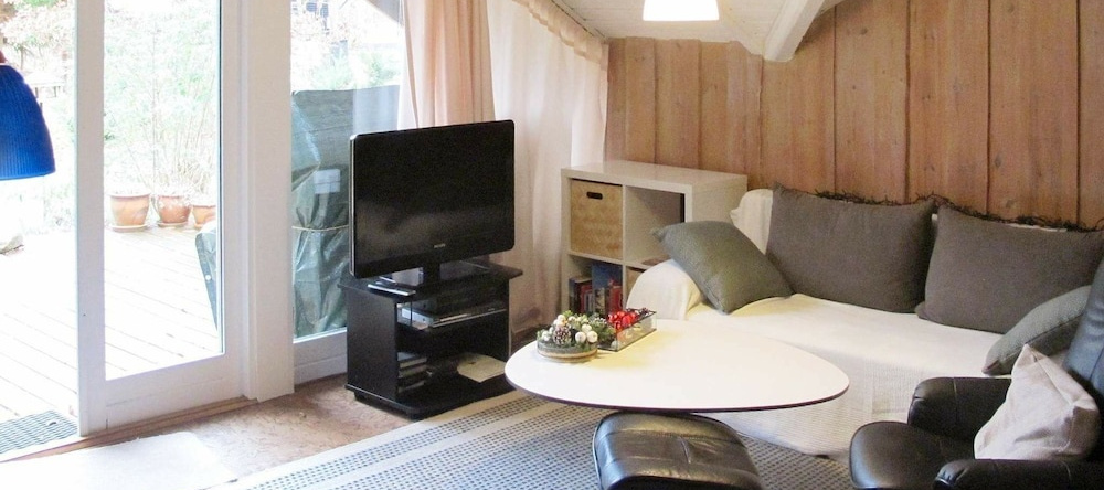 Elite Holiday Home in Stege Zealand With Terrace, Mon — photo 1