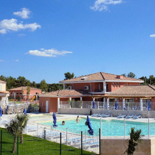 Beautiful maisonette with terrace in the beautiful Provence, 卡布里埃 — 照片 5