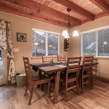 Paws in the Mountains Holiday home 2 NW Comfy Cabins, 科尔斯角 — 照片 3