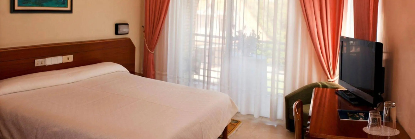 Hotel Olimpo, Арнуэро — фото 1