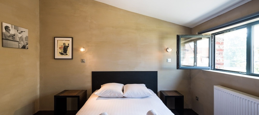 The Gallery, Fabuleux Loft 250m2 Avec Jardin, 邦杜 — 照片 1
