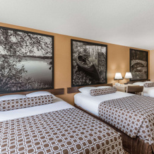 Super 8 by Wyndham Fort Dodge IA, Fort Dodge — photo 4