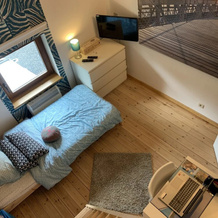 Bedroom And Small Private Bathroom, Вервье — фото 3