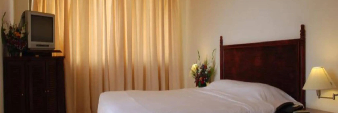 Paradise Isle Beach Resort, 马尔佩 — 照片 1