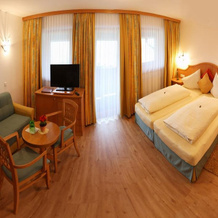Aparthotel Bergland, Зёлль — фото 3