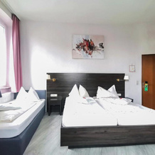 Hotel Kitzinger Hof, 基钦根 — 照片 2