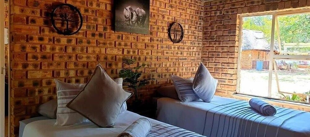Unathi Game Lodge, 布里茨 — 照片 1