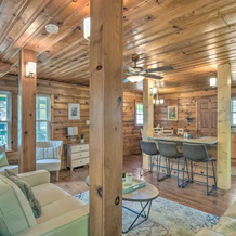Screened Porch & Grill: Waterfront Landrum Cottage, Трайон — фото 4