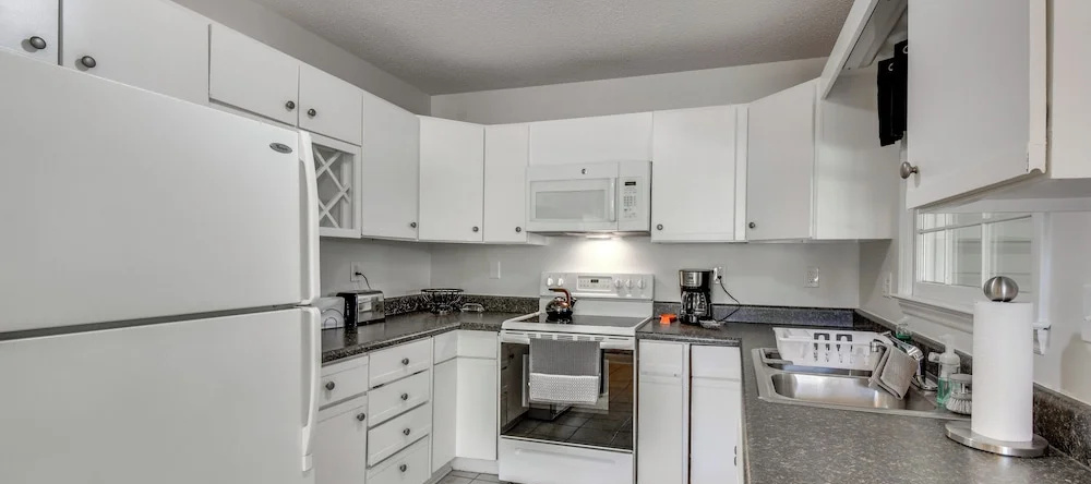 Seneca Escape W/ Screened Patio: Near Lakes!, Кеауи — фото 1