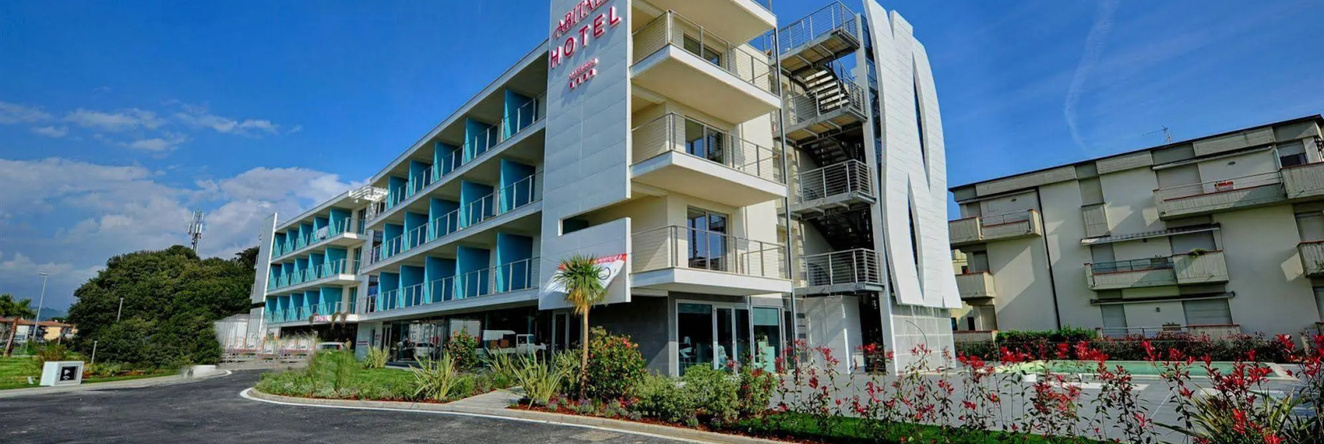 Hotel Viareggio, Viareggio — photo 1