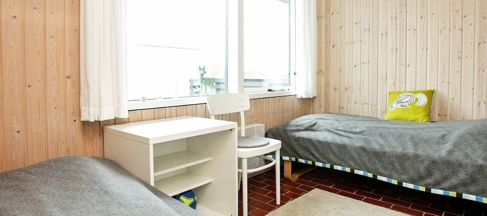 Spacious Holiday Home in Pandrup near Sea, Brovst — photo 1