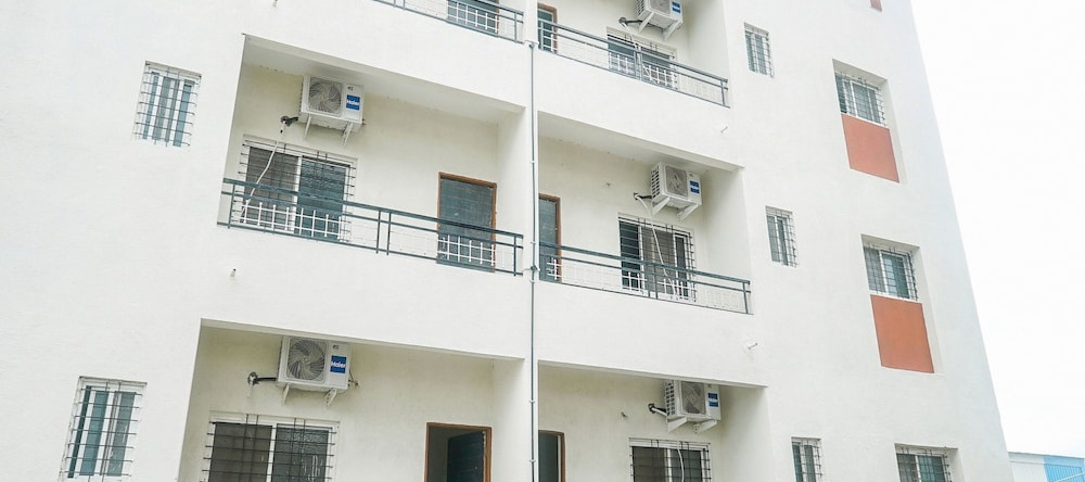 Oyo 14747 Hotel Prathik, Пуна — фото 1