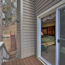 Mountainside Cabin w/ Deck - 16 Miles to Skiing!, 双峰 — 照片 5