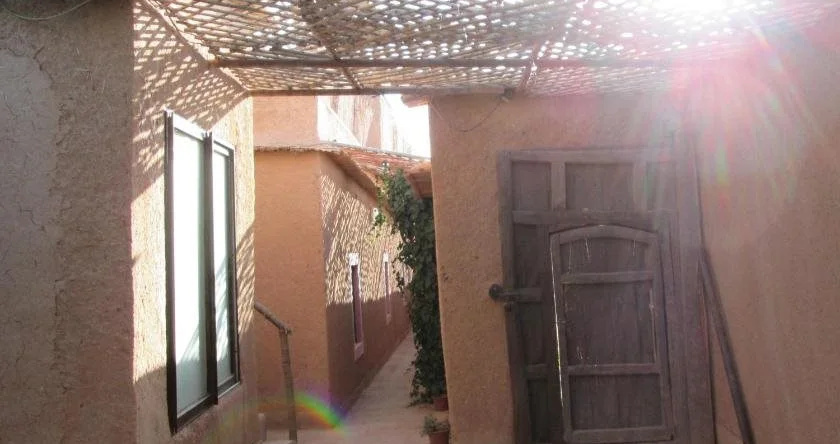 Riad Roses, 蒂齐 — 照片 1