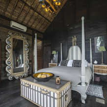 Absolute Beachfront Romantic Villa Laut, Tibubiu — photo 2