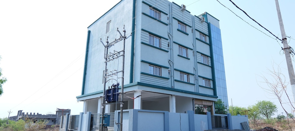 Hotel Pearl, Аккалкот Стейт — фото 1