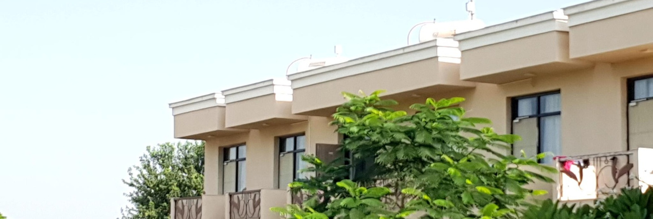 Treehouse Sunrise Resort Neemrana, Берор — фото 1