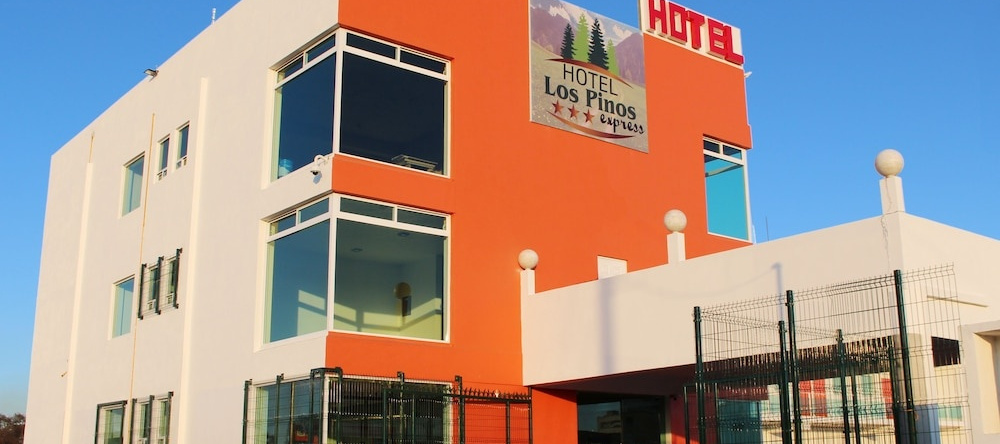Hotel Los Pinos Express, Уамантла — фото 1