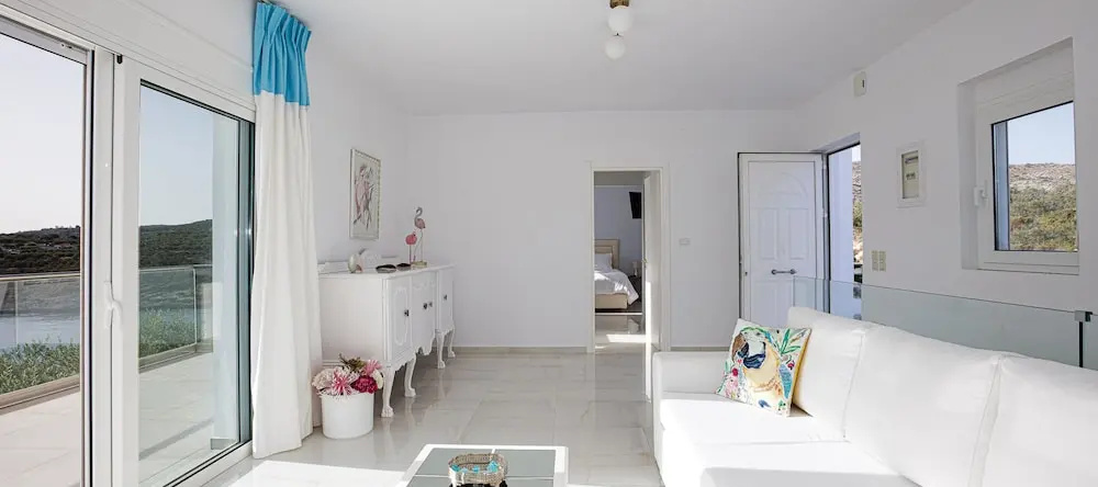 Luxurious Villa With Amazing 360 sea Views Infinity Pool 500m From the Beach, 马拉蒂 — 照片 1