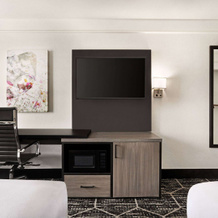 La Quinta Inn & Suites by Wyndham Hesperia Victorville, Hesperia — photo 4