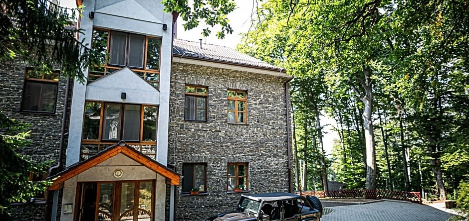4 Evszak Hegyihotel, Дьёндьёш — фото 1