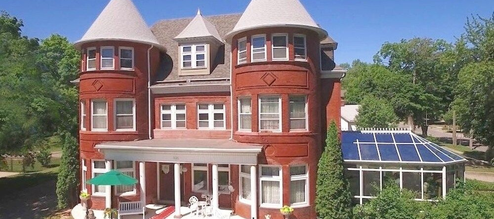 The Dempsey Manor Bed & Breakfast Inn, 马尼斯蒂 — 照片 1