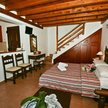 Hovolo Hotel Apartments, 新克利马 — 照片 3