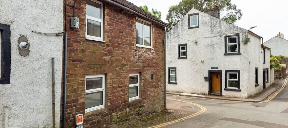 Beautiful 2-bed House in Egremont Milo's Place, 埃格勒蒙特 — 照片 1