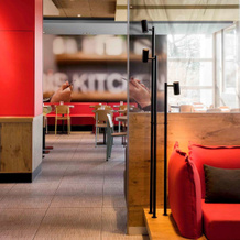 ibis Geneve Aeroport, 宽特伦 — 照片 2