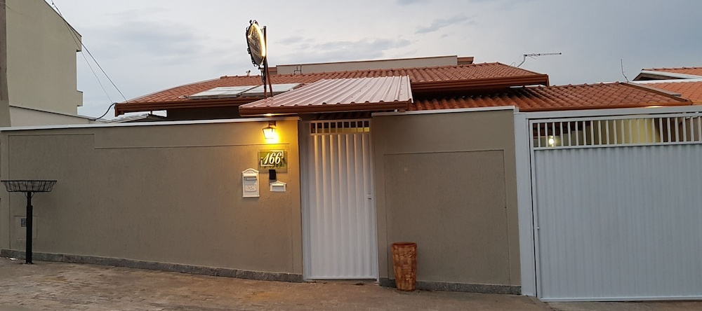 Pousada Hotel D.pedro, Валиньос — фото 1