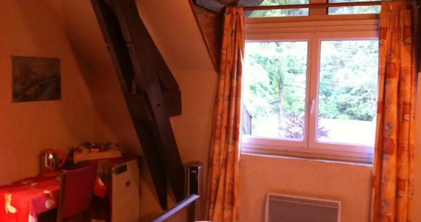 Rotisserie Du Fier Auberge Michaud, 塞塞勒 — 照片 1