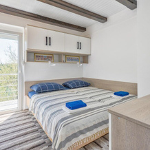 Nice Home In Donji Zvecaj With 3 Bedrooms, Wifi And Outdoor Swimming Pool, Дони Звецай — фото 2