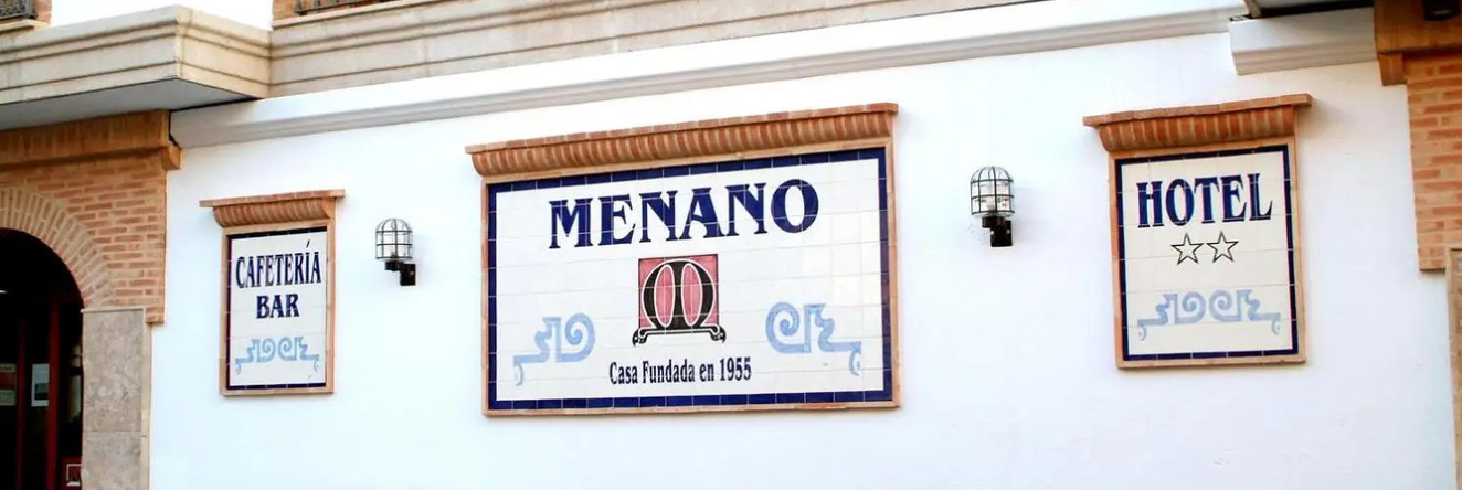 Hotel Menano, 曼萨纳雷斯 — 照片 1