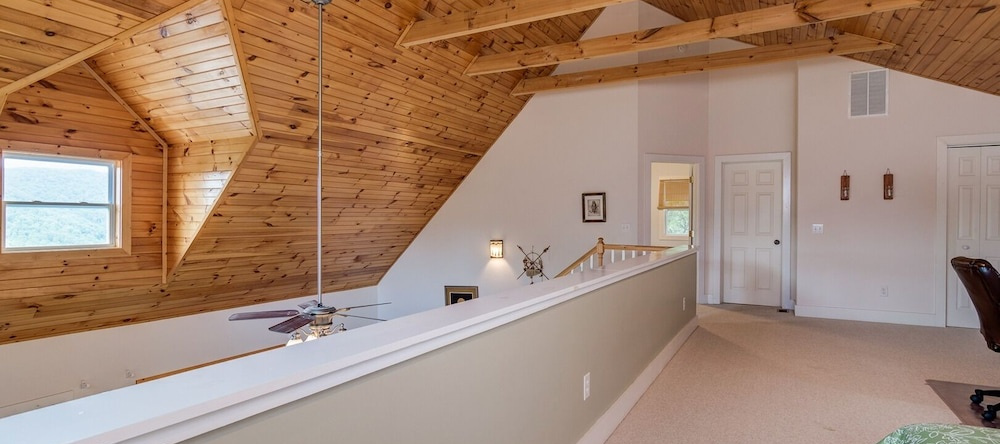Blue Ridge Barkway - 3 Br Home, 玛吉谷 — 照片 1