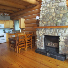Chancellor Peak Chalets, Golden — photo 5