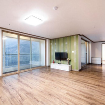 Milmo Redskirt Camping Resort Caravan Park, Jeoksang-myeon — photo 4