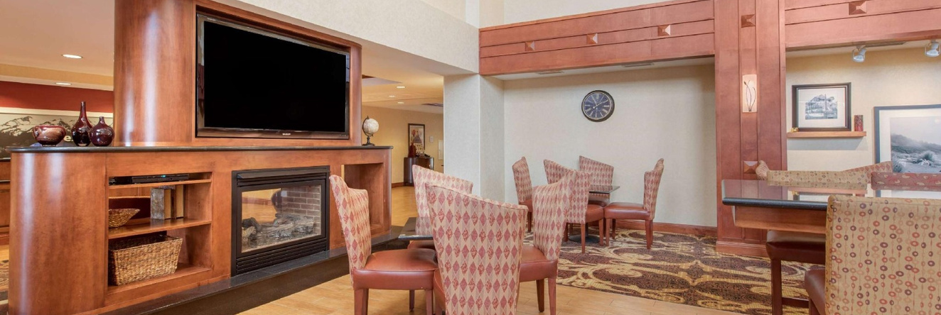Hampton Inn & Suites Arcata, 阿尔克塔 — 照片 1