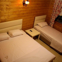 Huzur Motel, 奇纳尔哲克 — 照片 2
