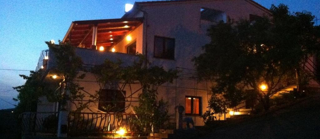 Delfin Apartments, Sveti Juraj — photo 1