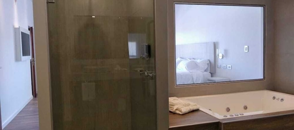 Cantera Boutique Hotel, 波特雷罗德洛斯富内斯 — 照片 1