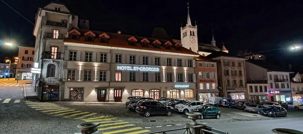 Hôtel St-Georges Romont, 罗蒙 — 照片 1