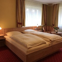 Hotel Deutschherren Stuben, Вайкерсхайм — фото 2