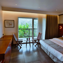 Pleasance Thekkady, Вагамон — фото 3