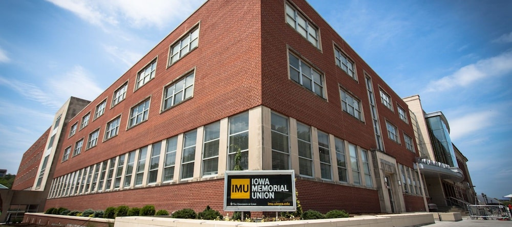 Iowa House Hotel, Iowa City — photo 1
