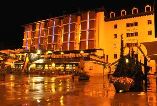 Hotel Gran Casona de Sanabria, 普埃布拉-德-萨纳夫里亚 — 照片 1