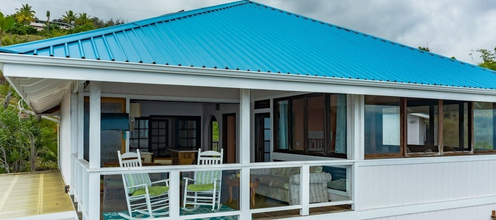 Affordable Luxury, Ocean Front With Pool & Hot Tub 3 Bedroom Apts by RedAwning, 库克船长 — 照片 1