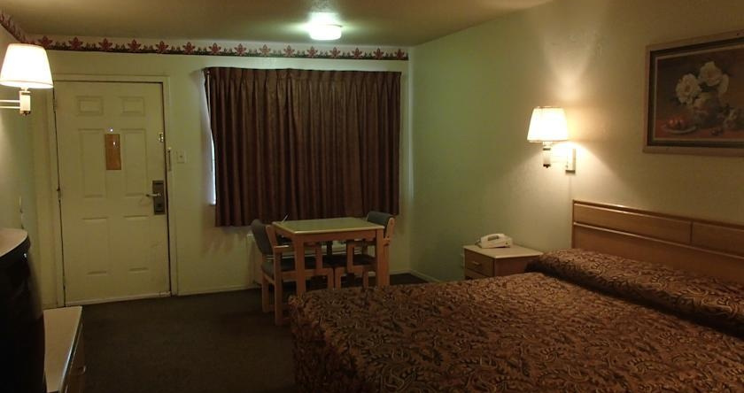 Super 7 Inn, Робстаун — фото 1