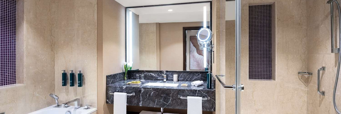 Hilton Al Khobar King Fahd Causeway, Al Khobar — photo 1